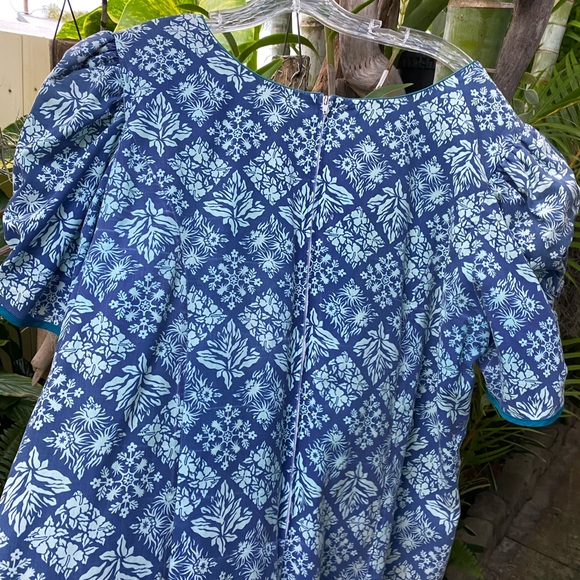 VTG Coral Reef Hawaii Muumuu Blue Patchwork Pattern💙 - Picture 2 of 6
